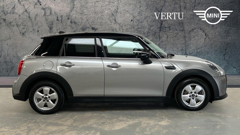 MINI Hatchback 1.5 Cooper Classic 5dr Auto Petrol Hatchback